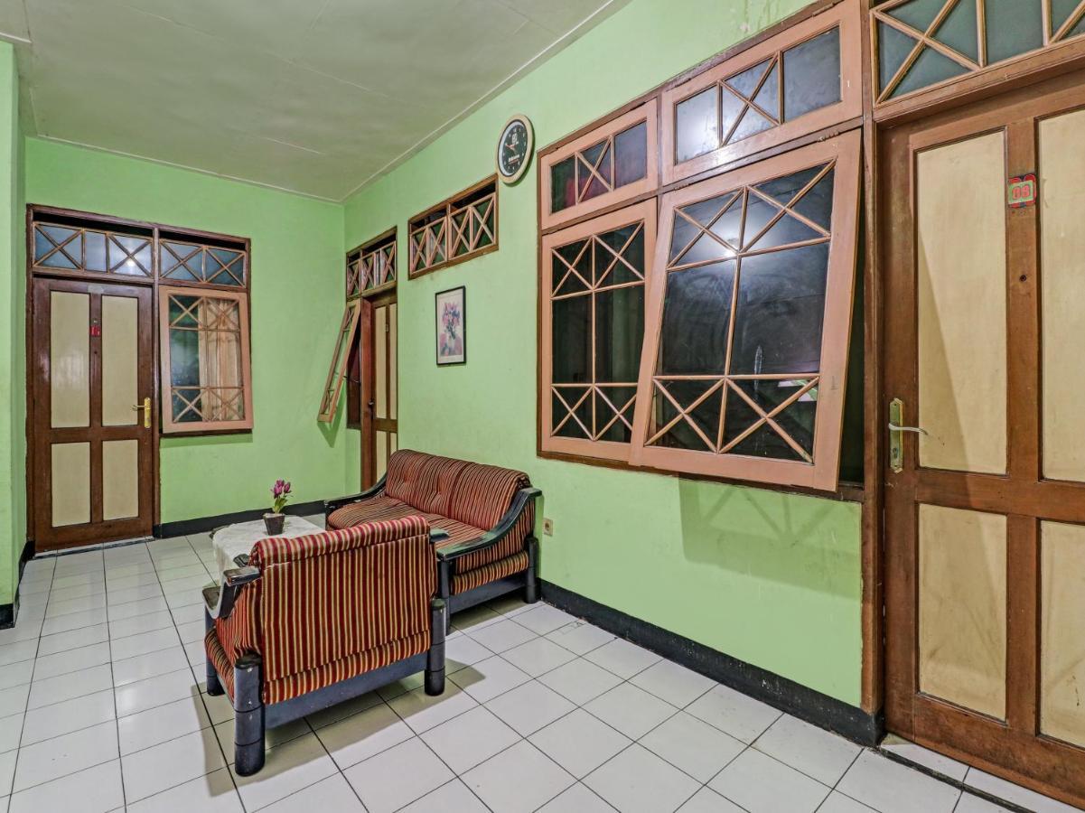 Spot On 90632 Hotel Pelangi Indah Paskal 万隆 外观 照片