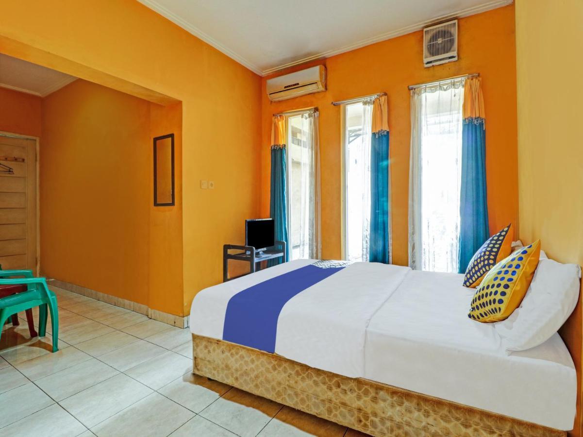 Spot On 90632 Hotel Pelangi Indah Paskal 万隆 外观 照片