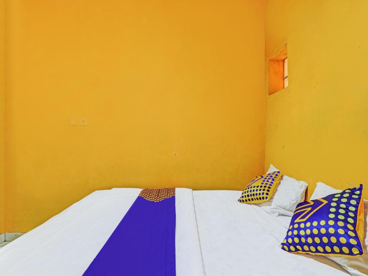 Spot On 90632 Hotel Pelangi Indah Paskal 万隆 外观 照片